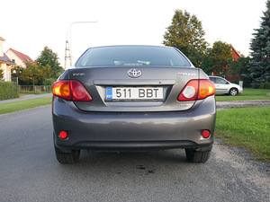 Toyota Corolla 1,4 дизель / 2009 / 280000 км (7 фото из 11)