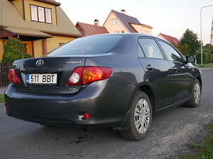 Toyota Corolla 1,4 дизель / 2009 / 280000 км (8 фото из 11)