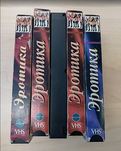 Видеокассеты VHS (1 фото из 2)