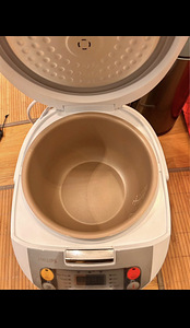 Philips мультиварка (3 фото из 4)