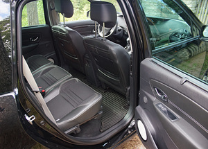 Renault Grand Scenic BOSE (8 фото из 13)