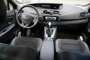 Renault Grand Scenic BOSE (7 фото из 13)