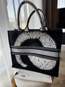 Сумка-тоут Christian Dior (2 фото из 3)