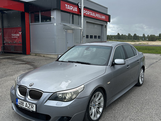 BMW e60 523i
