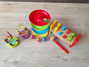 Игрушки (2 фото из 2)