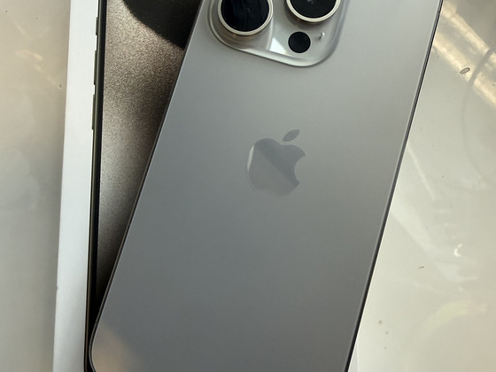 iPhone 15 Pro 256GB