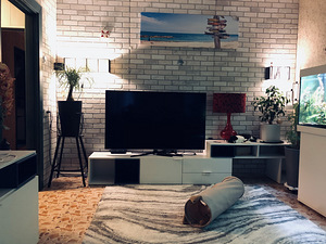 Телевизор Samsung 60" (1 фото из 4)