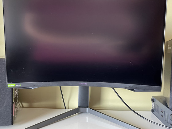 Samsung Odyssey G7 C27G75TQSR