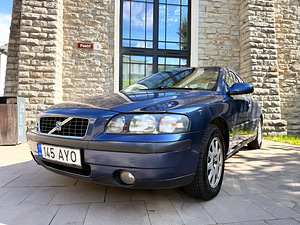 VOLVO S60 / AUTOMAAT / AVARIIVABA / TÜV 07.2027 (2 foto / 15)
