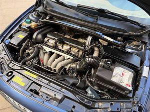 VOLVO S60 / AUTOMAAT / AVARIIVABA / TÜV 07.2027 (6 foto / 15)