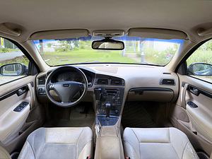 VOLVO S60 / AUTOMAAT / AVARIIVABA / TÜV 07.2027 (10 foto / 15)