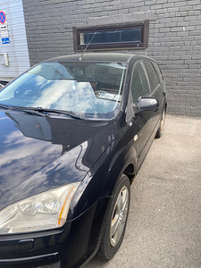Ford Focus (4 фото из 6)