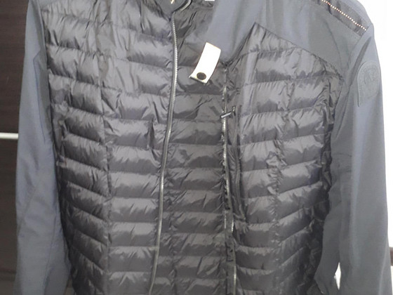 Parajumpers