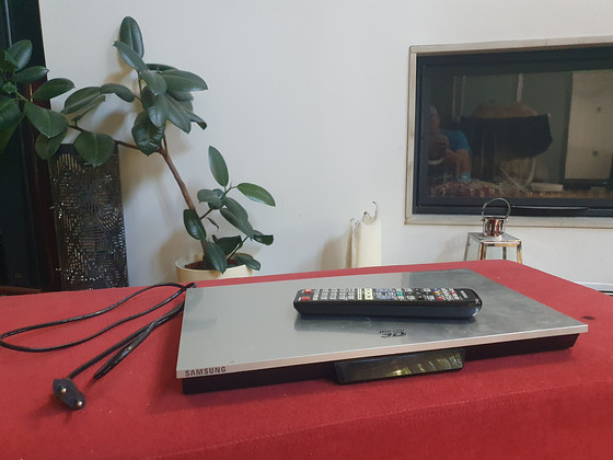 Samsung BD-F6900 Blu-ray mängija – Originaalpult kaasas
