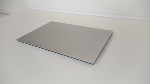 Dell XPS 9530 RTX4050 i7-13700H 512GB-SSD 16GB-DDR5 (2 foto / 3)