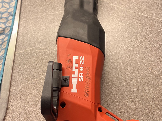 САБЕЛЬНАЯ ПИЛА HILTI SR 6-22 NURON