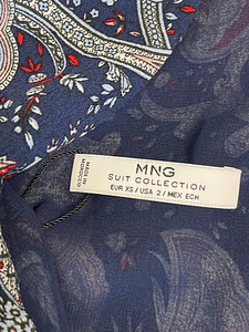 Mango (MNG) эффектный короткий комбинезон с узором, размер XS (2 фото из 4)