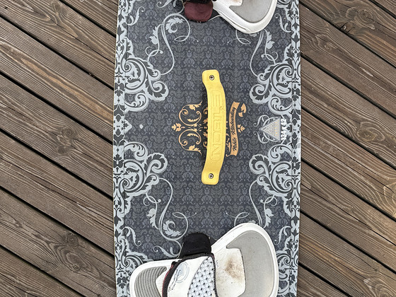 Nobile NHP 666 kiteboard 134 × 42 cm