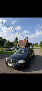 Volkswagen Passat (3 фото из 6)