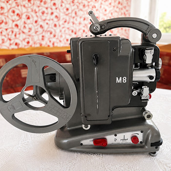 Кинопроектор Paillard-Bolex M8 8 мм