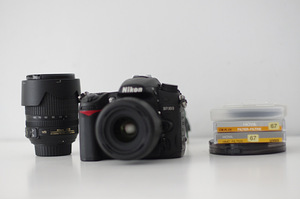 Почти как новая профессиональная камера Nikon D7000 с полным (7 фото из 8)
