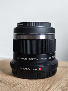 Olympus M.Zuiko Digital 45mm f1,8 (1 foto / 5)