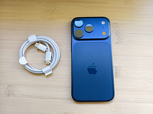 iPhone 17 Pro 256 GB (1 foto / 5)