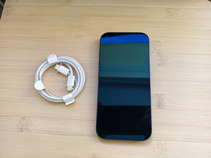 iPhone 17 Pro 256 GB (2 foto / 5)