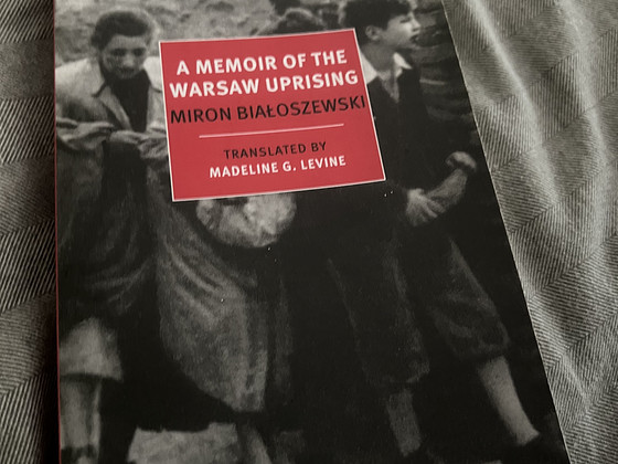 Raamat "A memoir of the Warsaw uprising"