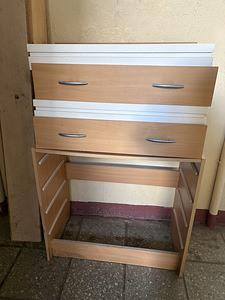 Sahtlitega kummut (2 foto / 4)