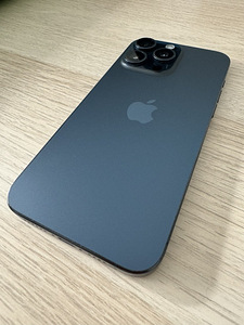 iPhone 15 Pro Max 256 GB Blue Titanium, heas seisukorras (1 foto / 7)