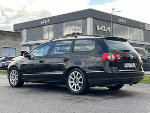VOLKSWAGEN PASSAT (6 foto / 11)