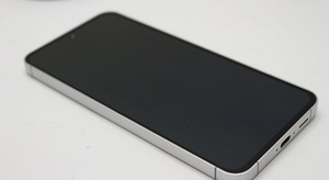 Mobiiltelefon Samsung Galaxy S24FE 128GB 8GB RAM (1 foto / 2)