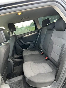 VOLKSWAGEN PASSAT (10 foto / 10)