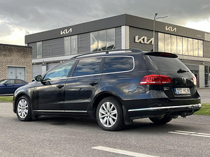 VOLKSWAGEN PASSAT (6 foto / 10)