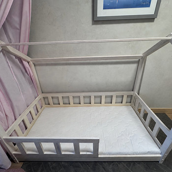 Täispuidust laste majavoodi 80x160 + YappyLatex madrats