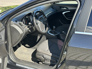 Müüa Opel Insignia 2011 (3 foto / 9)