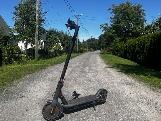 Электросамокат Mi Scooter Pro