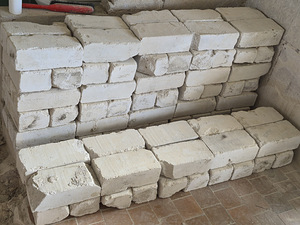БУ Кирпич силикатный советский (2 фото из 3)