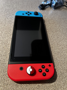 Nintendo Switch V2 (3 foto / 4)