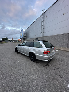 BMW e39 Регистрационный сбор оплачен. (6 фото из 9)