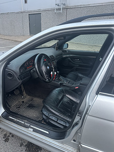 BMW e39 Регистрационный сбор оплачен. (7 фото из 9)