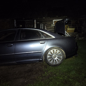 Audi a8 d3 4.2 246kw varuosad (4 foto / 10)