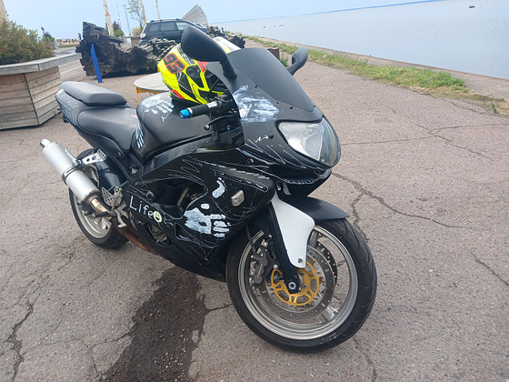 Kawasaki zx 900