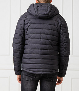 Мужская куртка Calvin Klein. Размер XL (3 фото из 3)