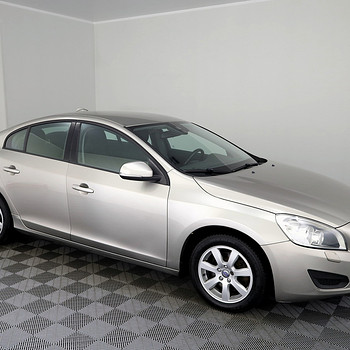 Volvo S60 Momentum ATM 1.6 110kW