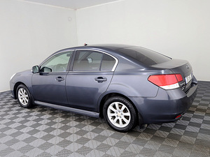 Subaru Legacy Comfort AWD 2.0 D 110kW (4 foto / 7)