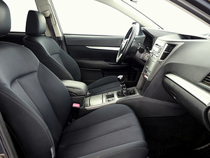 Subaru Legacy Comfort AWD 2.0 D 110kW (6 foto / 7)