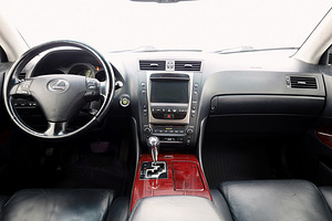 Lexus GS 300 Luxury ATM 3.0 183kW (5 foto / 7)