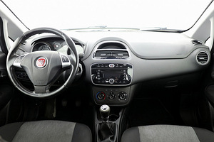 Fiat Punto Facelift 1.2 51kW (5 foto / 8)
